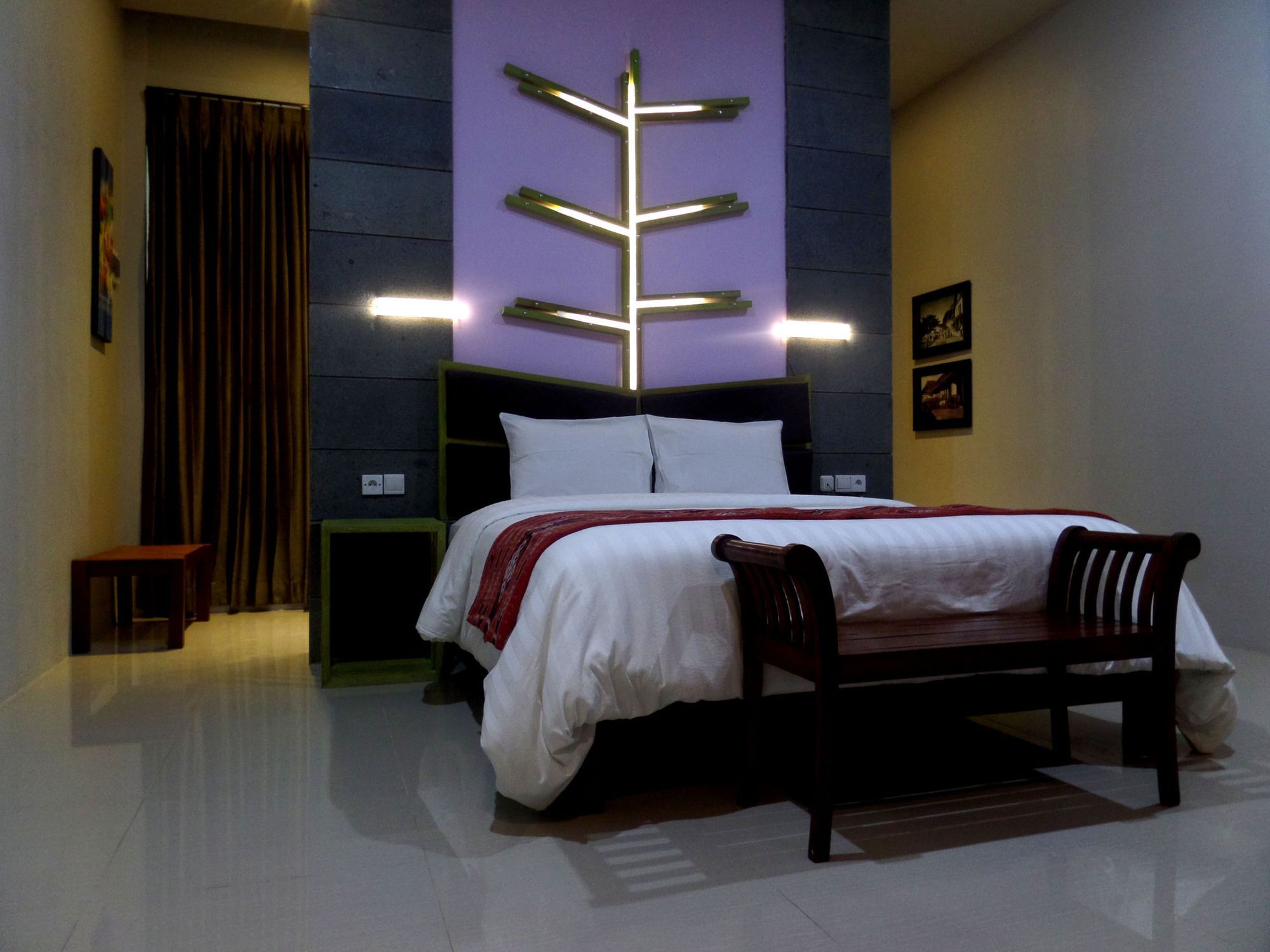 Bukit Daun Hotel And Resort Kediri  Exteriér fotografie